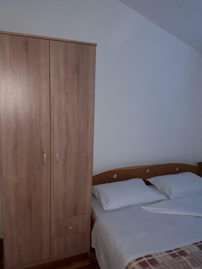 Apartments Horvat On Island Pag Vlašići Exteriér fotografie